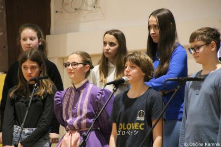 Otroci Osnovne šole Marije Vere Mi smo svet, mi smo otroci (56)